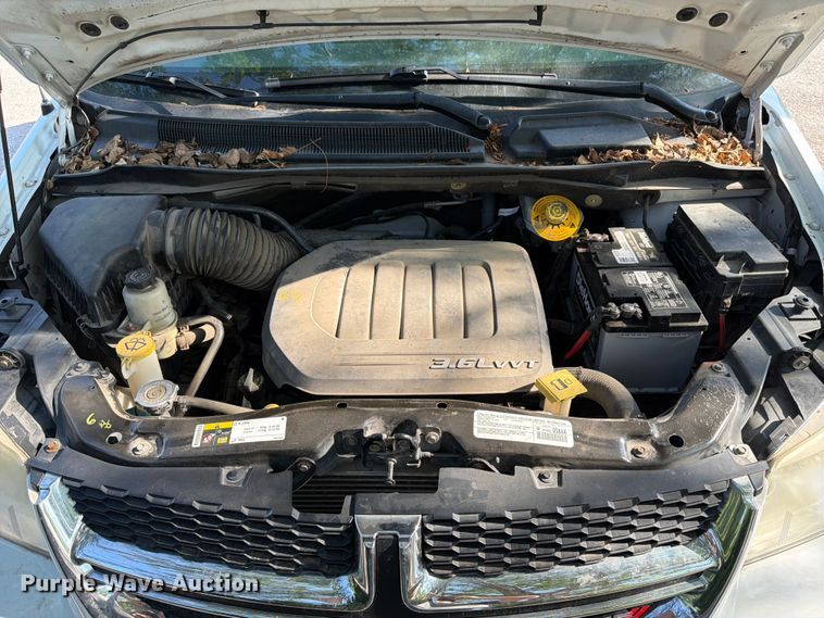 image for item FK3528 2014 Dodge Grand Caravan van