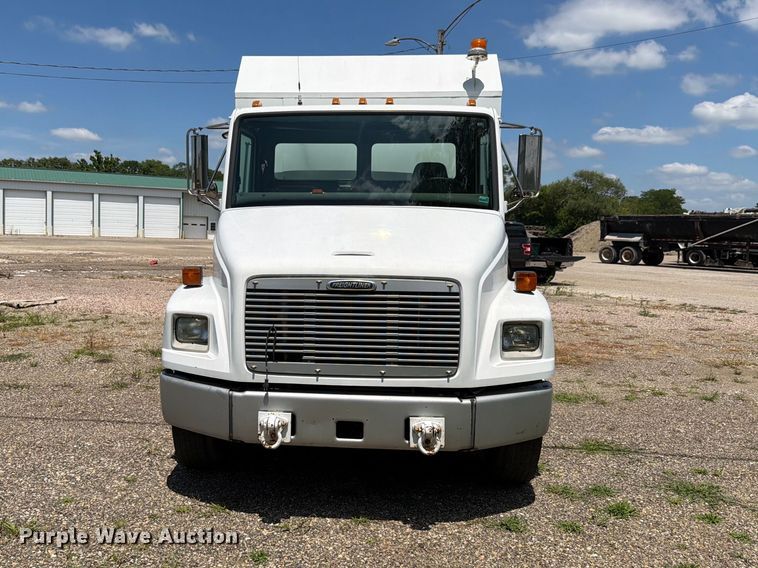 image for item FK4055 2002 Freightliner FL70 utility / service truck