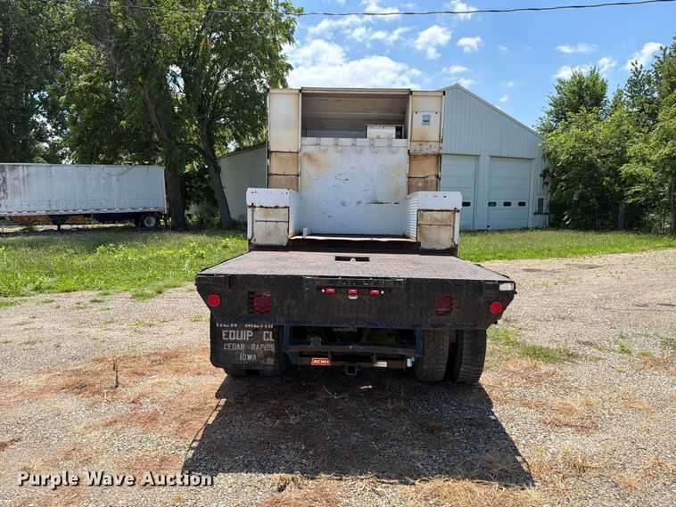 image for item FK4055 2002 Freightliner FL70 utility / service truck