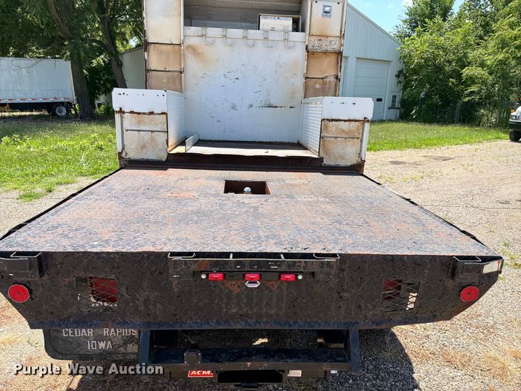 image for item FK4055 2002 Freightliner FL70 utility / service truck