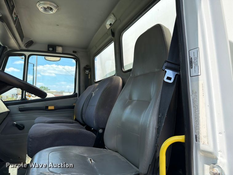image for item FK4055 2002 Freightliner FL70 utility / service truck
