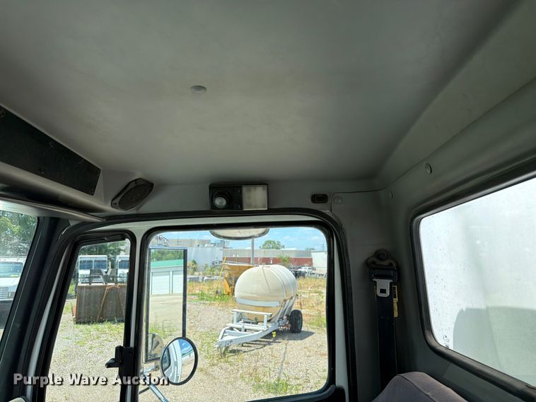 image for item FK4055 2002 Freightliner FL70 utility / service truck