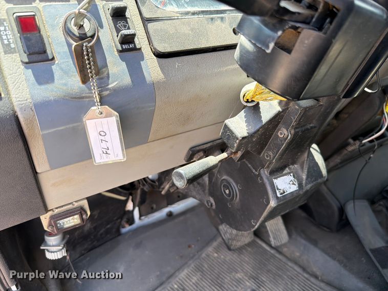 image for item FK4055 2002 Freightliner FL70 utility / service truck