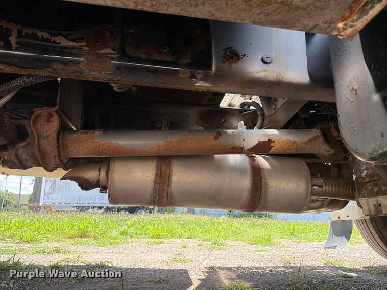 image for item FK4055 2002 Freightliner FL70 utility / service truck