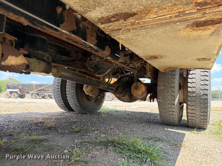image for item FK4055 2002 Freightliner FL70 utility / service truck