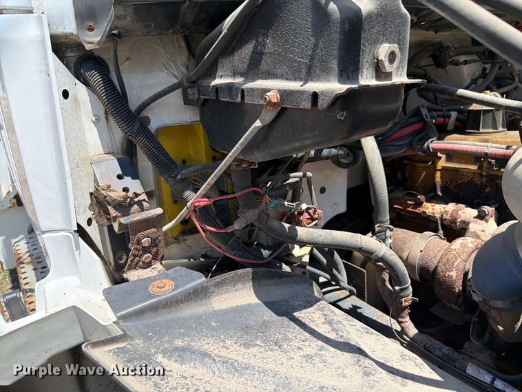 image for item FK4055 2002 Freightliner FL70 utility / service truck