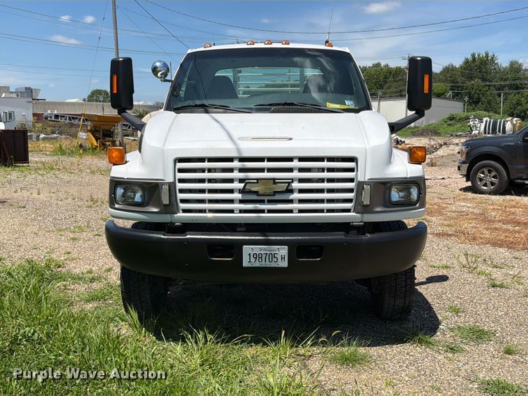 image for item FK4056 2009 Chevrolet C5500 flatbed truck