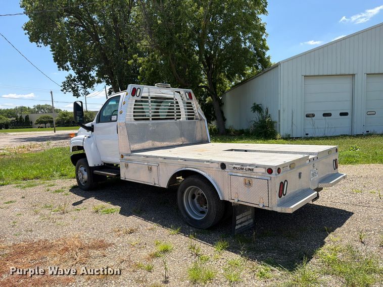 image for item FK4056 2009 Chevrolet C5500 flatbed truck