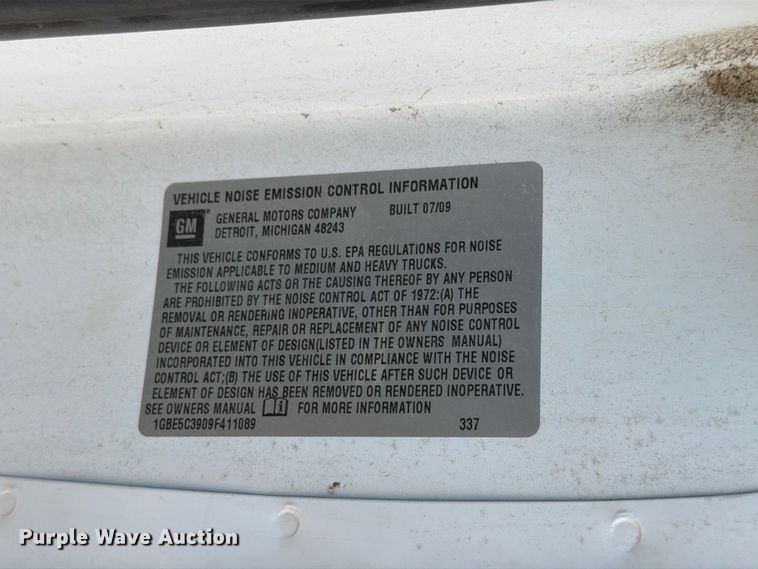image for item FK4056 2009 Chevrolet C5500 flatbed truck