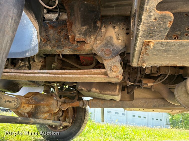 image for item FK4056 2009 Chevrolet C5500 flatbed truck