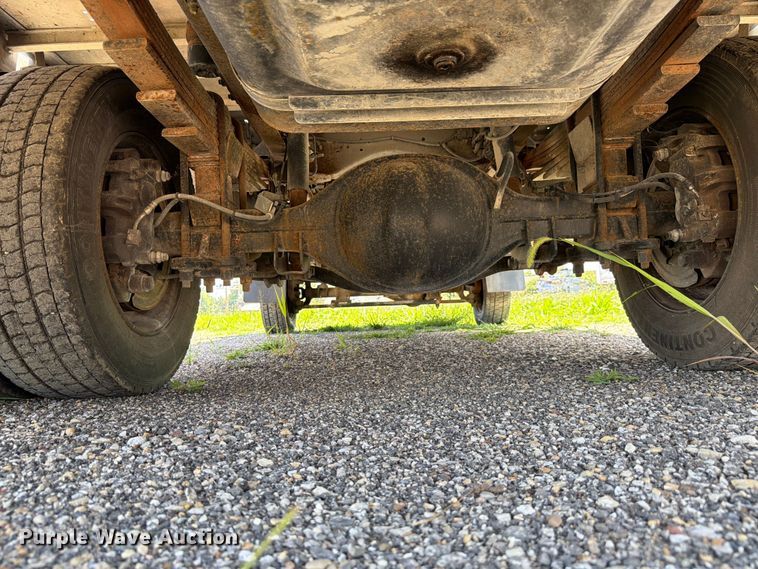 image for item FK4056 2009 Chevrolet C5500 flatbed truck