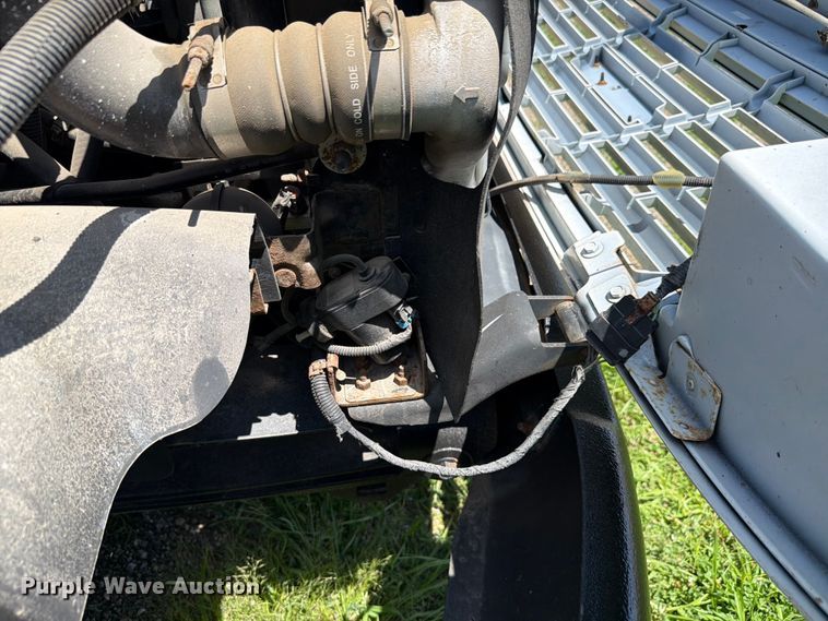 image for item FK4056 2009 Chevrolet C5500 flatbed truck