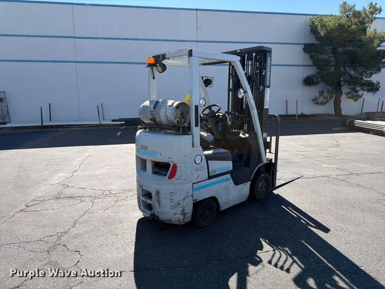 image for item FK4537 2017 UniCarriers CFS40 forklift
