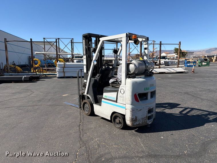 image for item FK4537 2017 UniCarriers CFS40 forklift