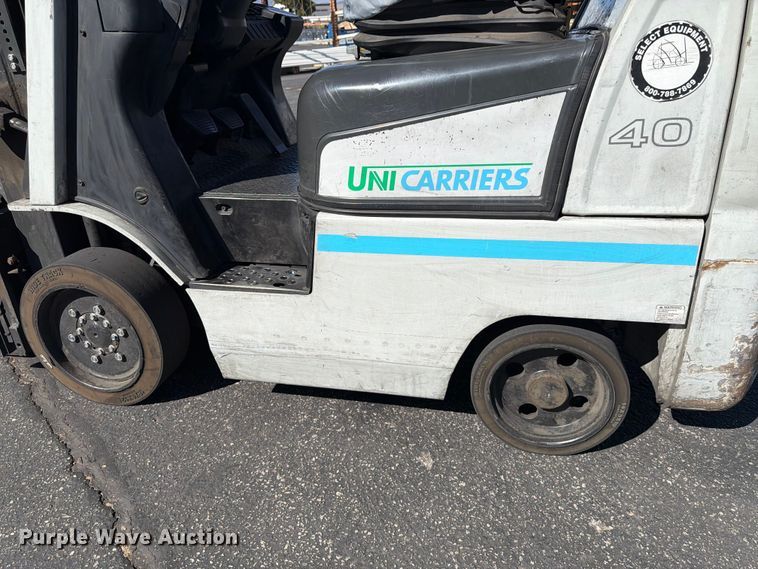 image for item FK4537 2017 UniCarriers CFS40 forklift