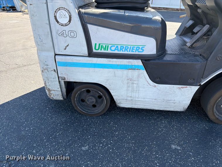 image for item FK4537 2017 UniCarriers CFS40 forklift