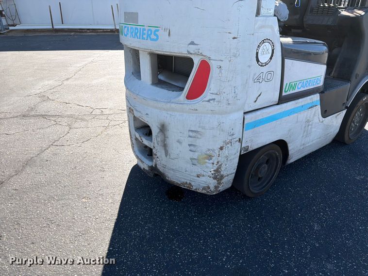 image for item FK4537 2017 UniCarriers CFS40 forklift