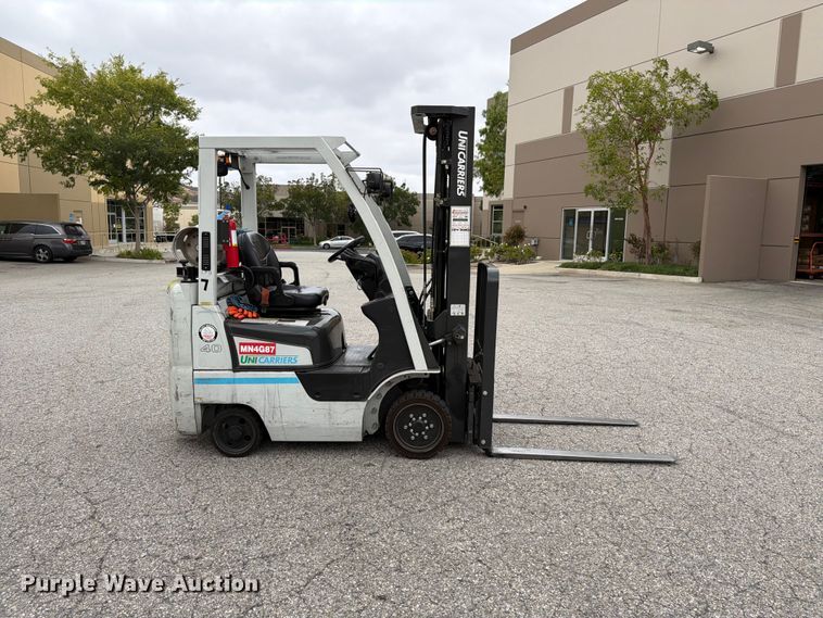 image for item FK4538 2017 UniCarriers CFS40 forklift