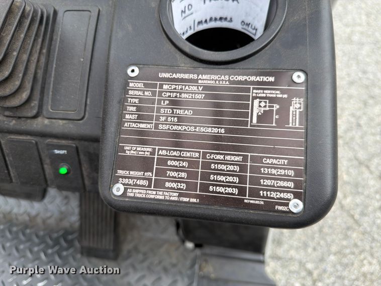 image for item FK4538 2017 UniCarriers CFS40 forklift