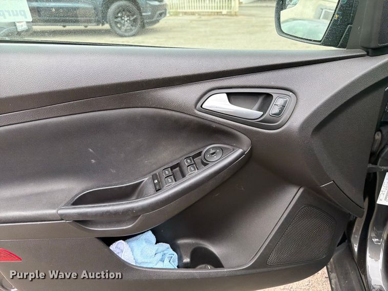 image for item FK4539 2015 Ford Focus 
