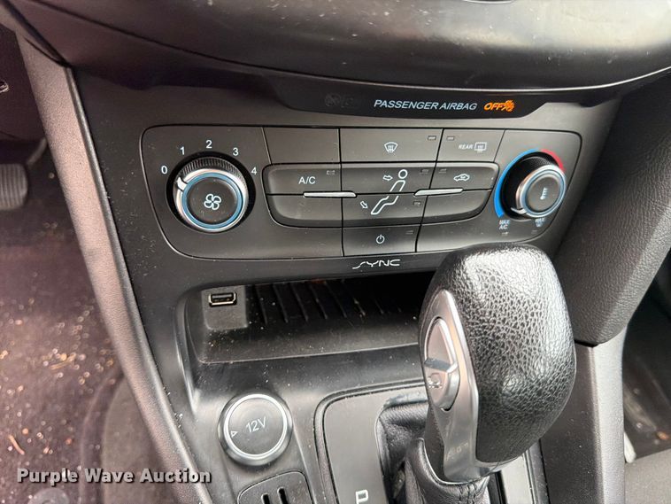 image for item FK4541 2017 Ford Focus 