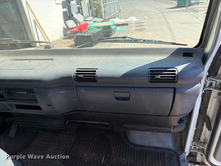image for item FK4548 2006 Isuzu NPR flatbed truck