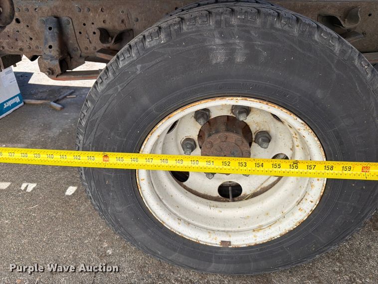 image for item FK4548 2006 Isuzu NPR flatbed truck