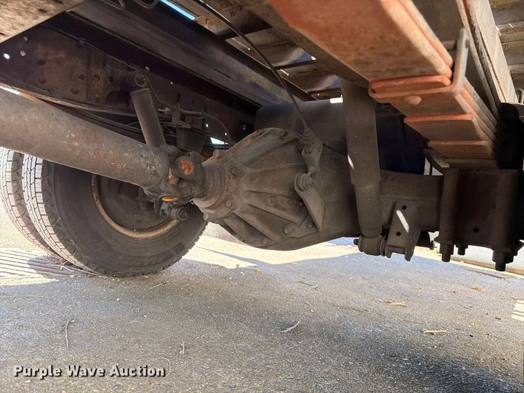 image for item FK4548 2006 Isuzu NPR flatbed truck