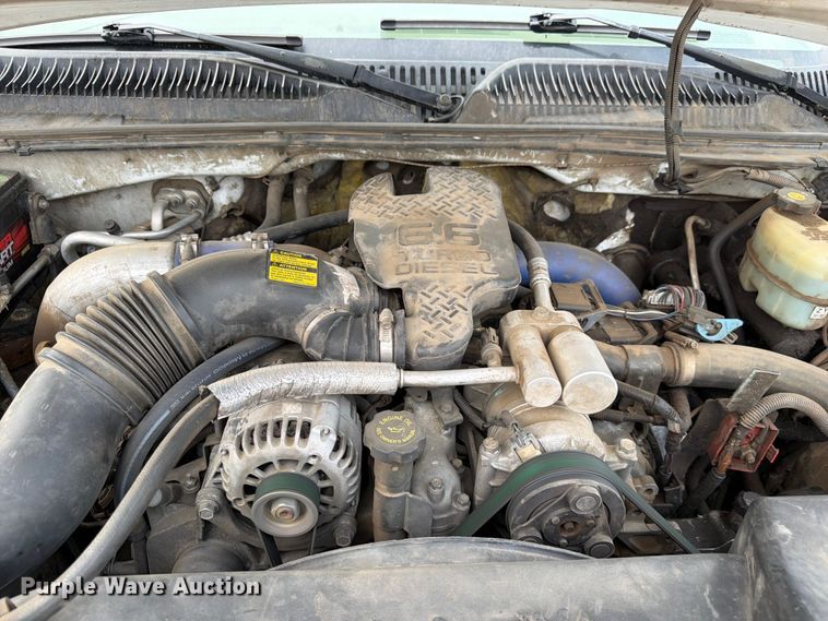 image for item FM7580 2002 GMC Sierra 2500HD Crew Cab pickup truck