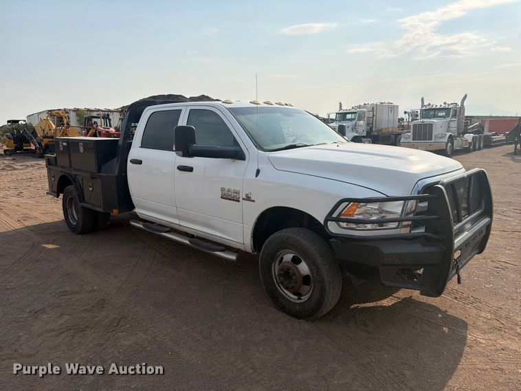 image for item FM7582 2017 RAM 3500 Crew Cab flatbed pickup truck
