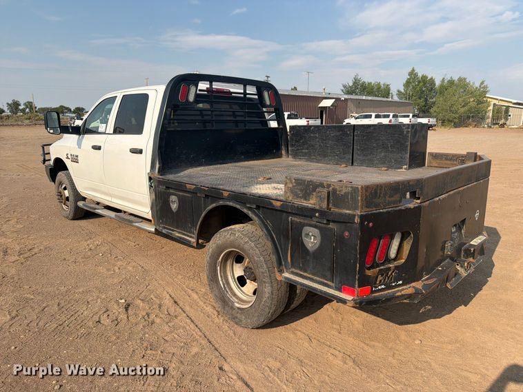 image for item FM7582 2017 RAM 3500 Crew Cab flatbed pickup truck