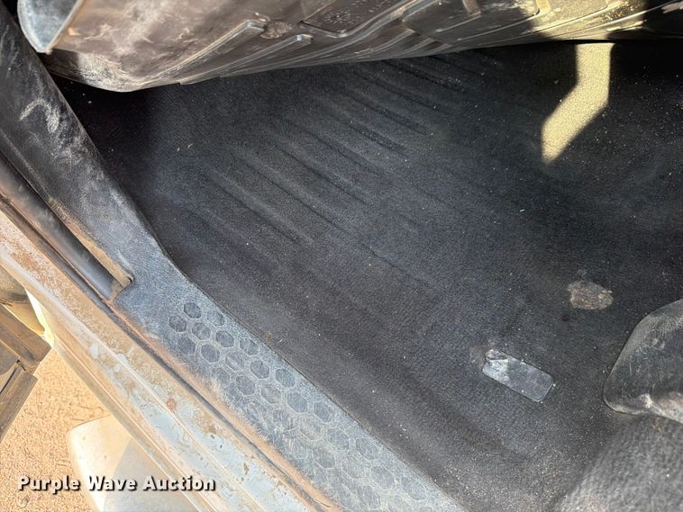 image for item FM7582 2017 RAM 3500 Crew Cab flatbed pickup truck