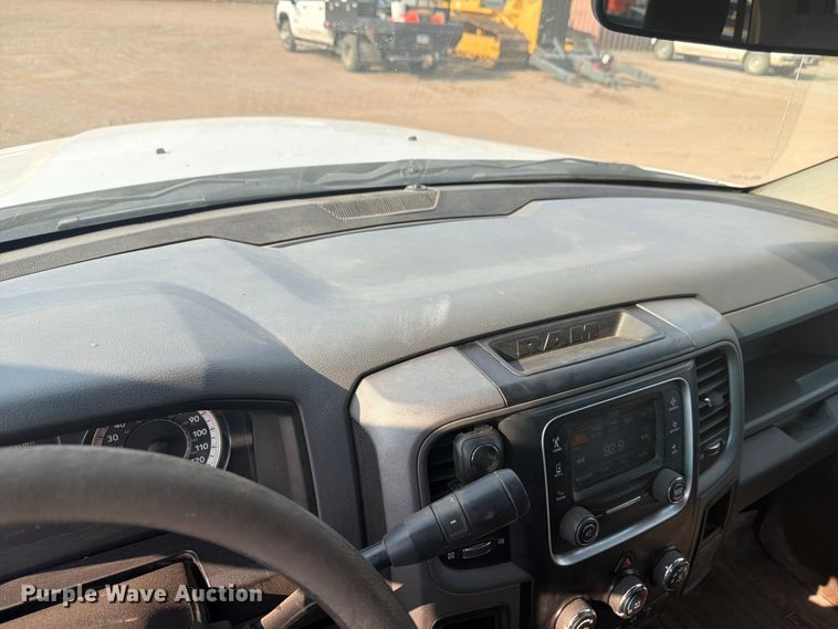 image for item FM7582 2017 RAM 3500 Crew Cab flatbed pickup truck