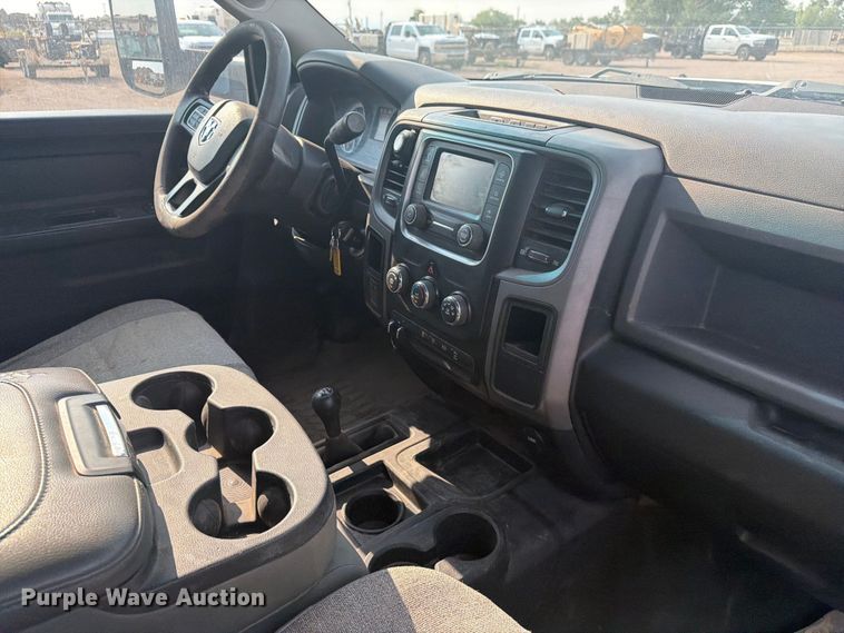 image for item FM7582 2017 RAM 3500 Crew Cab flatbed pickup truck