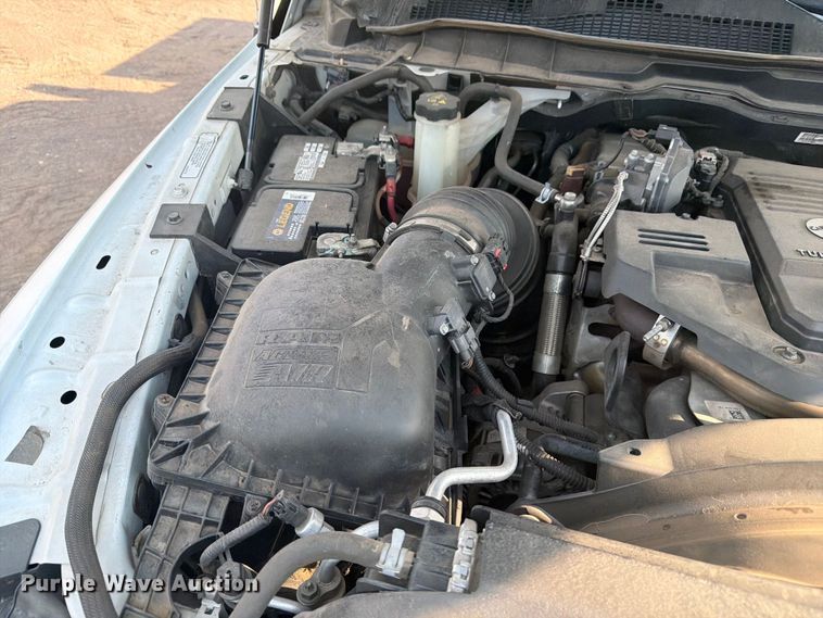 image for item FM7582 2017 RAM 3500 Crew Cab flatbed pickup truck