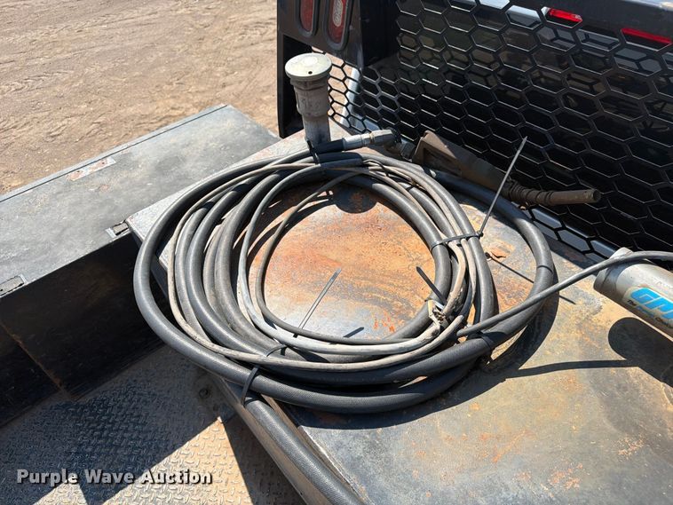 image for item FM7585 2019 Chevrolet Silverado 3500HD Crew Cab flatbed pickup truck