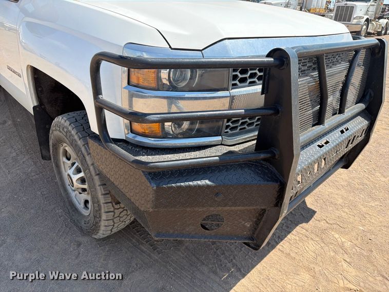 image for item FM7587 2019 Chevrolet Silverado 2500HD Crew Cab pickup truck
