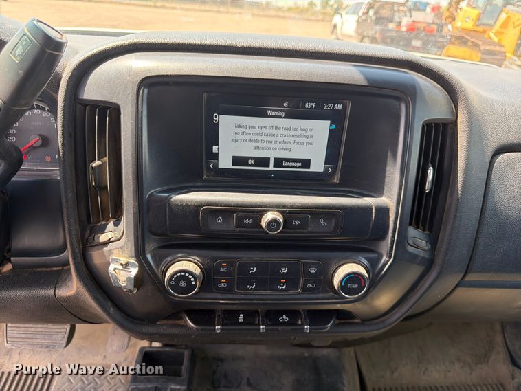 image for item FM7587 2019 Chevrolet Silverado 2500HD Crew Cab pickup truck