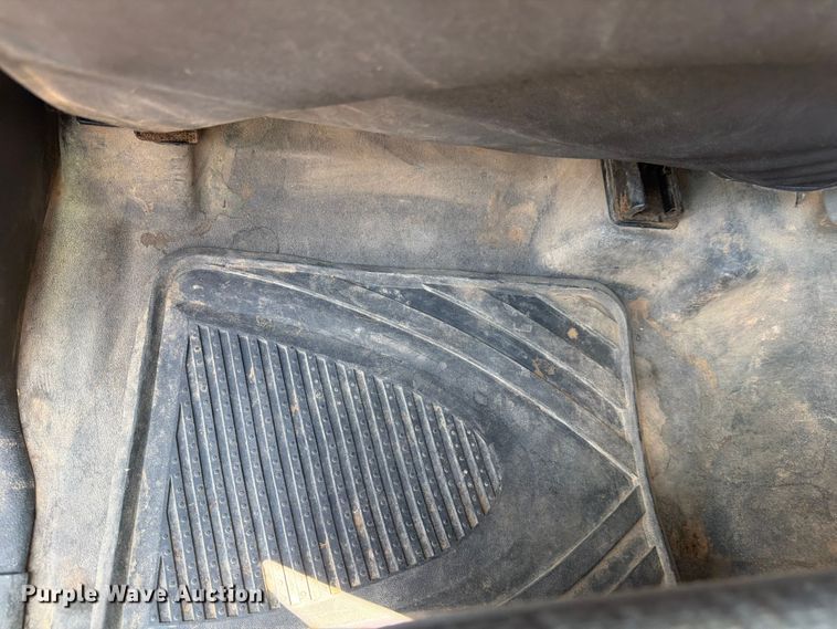 image for item FM7587 2019 Chevrolet Silverado 2500HD Crew Cab pickup truck