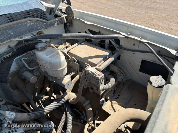 image for item FM7587 2019 Chevrolet Silverado 2500HD Crew Cab pickup truck
