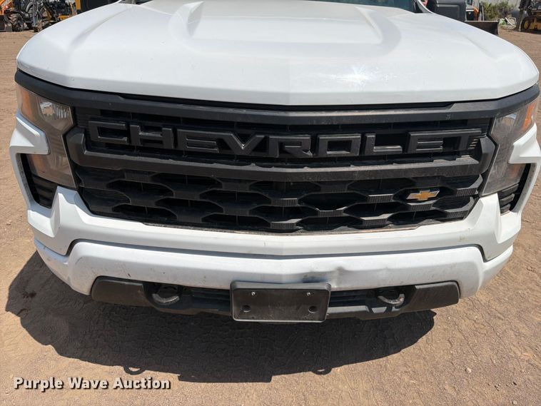 image for item FM7588 2022 Chevrolet Silverado 1500 Crew Cab pickup truck