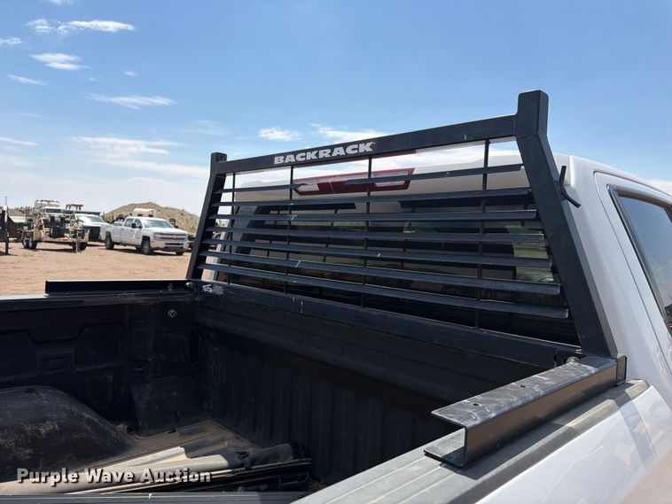 image for item FM7588 2022 Chevrolet Silverado 1500 Crew Cab pickup truck