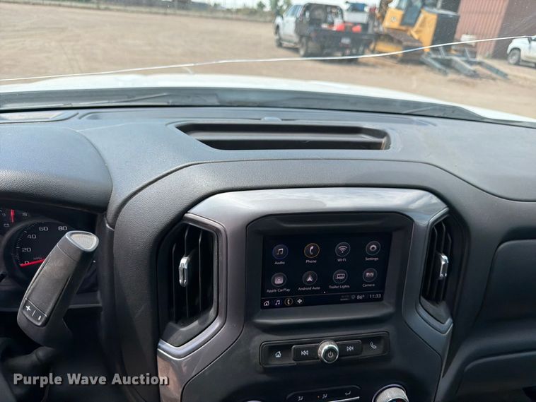 image for item FM7588 2022 Chevrolet Silverado 1500 Crew Cab pickup truck