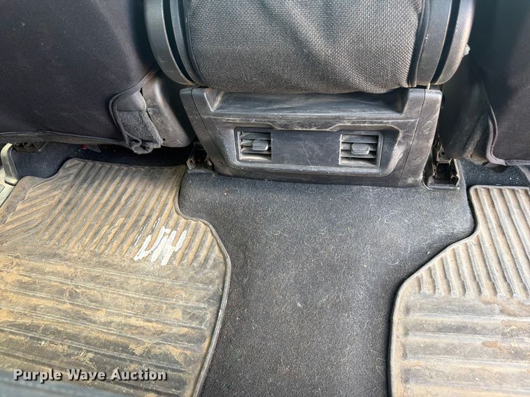 image for item FM7588 2022 Chevrolet Silverado 1500 Crew Cab pickup truck