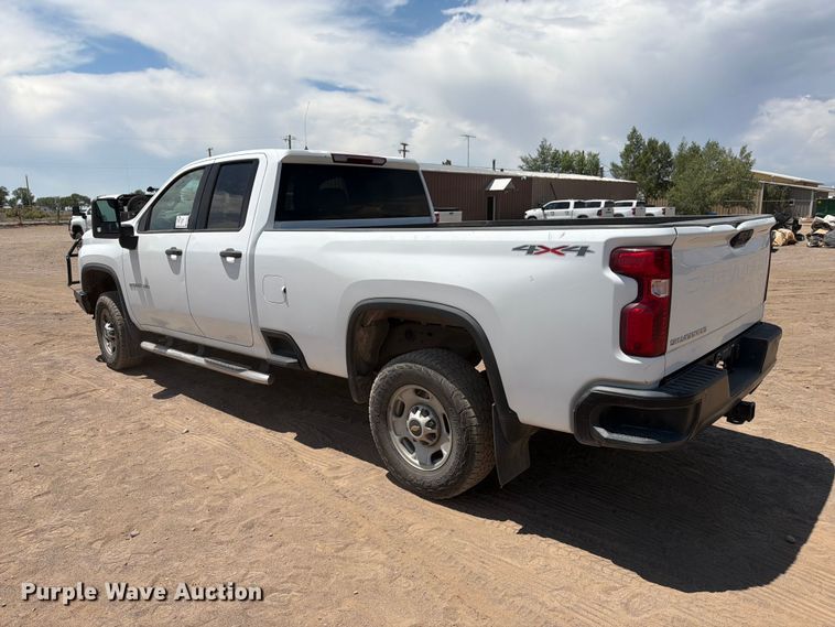 image for item FM7592 2021 Chevrolet Silverado 2500HD Crew Cab pickup truck