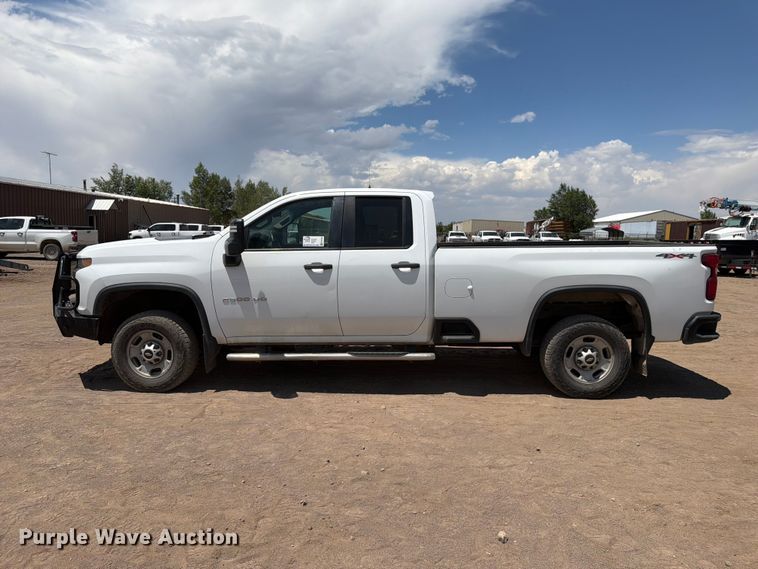 image for item FM7592 2021 Chevrolet Silverado 2500HD Crew Cab pickup truck