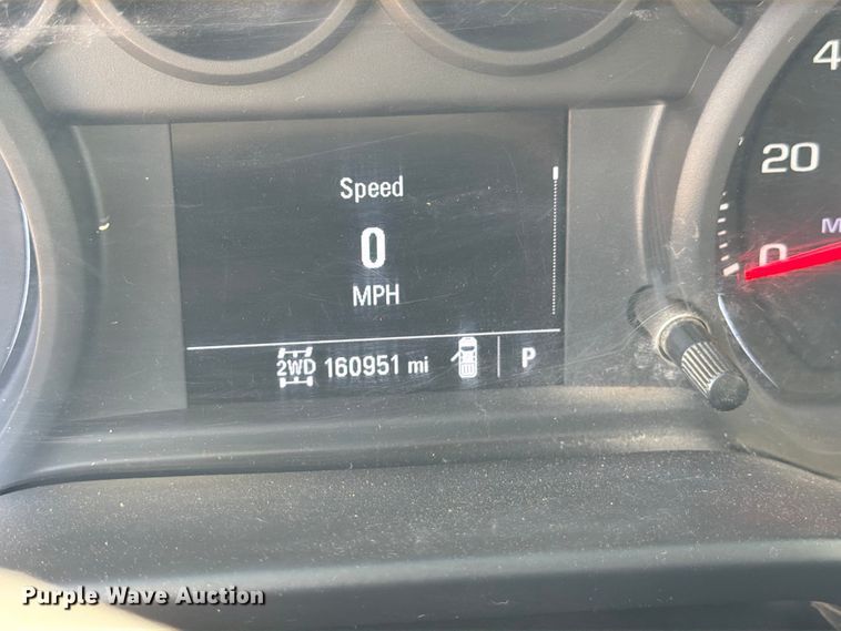 image for item FM7592 2021 Chevrolet Silverado 2500HD Crew Cab pickup truck