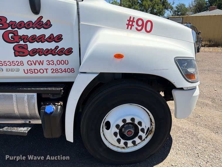 image for item FM7597 2015 Hino 338 vacuum truck