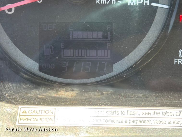 image for item FM7597 2015 Hino 338 vacuum truck