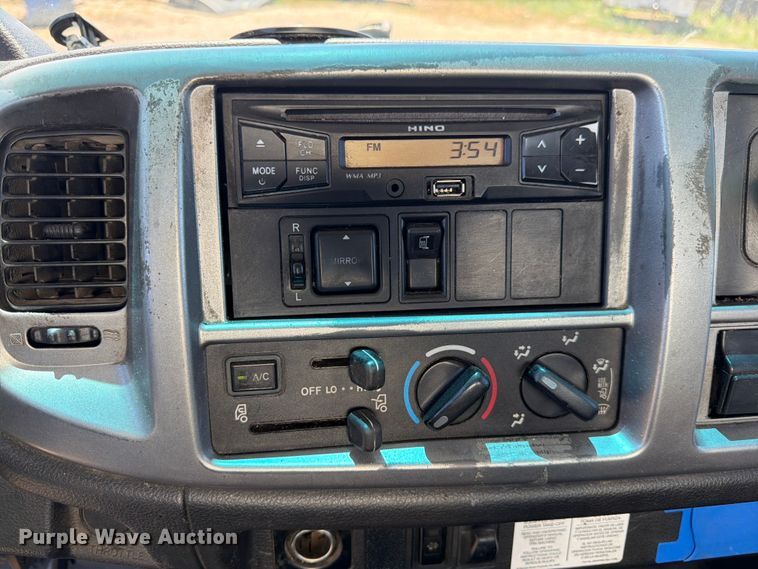 image for item FM7597 2015 Hino 338 vacuum truck